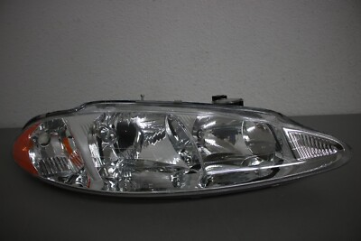 1998 1999 2000 2001 2002 2003 2004 DODGE INTREPID RIGHT SIDE HEADLIGHT