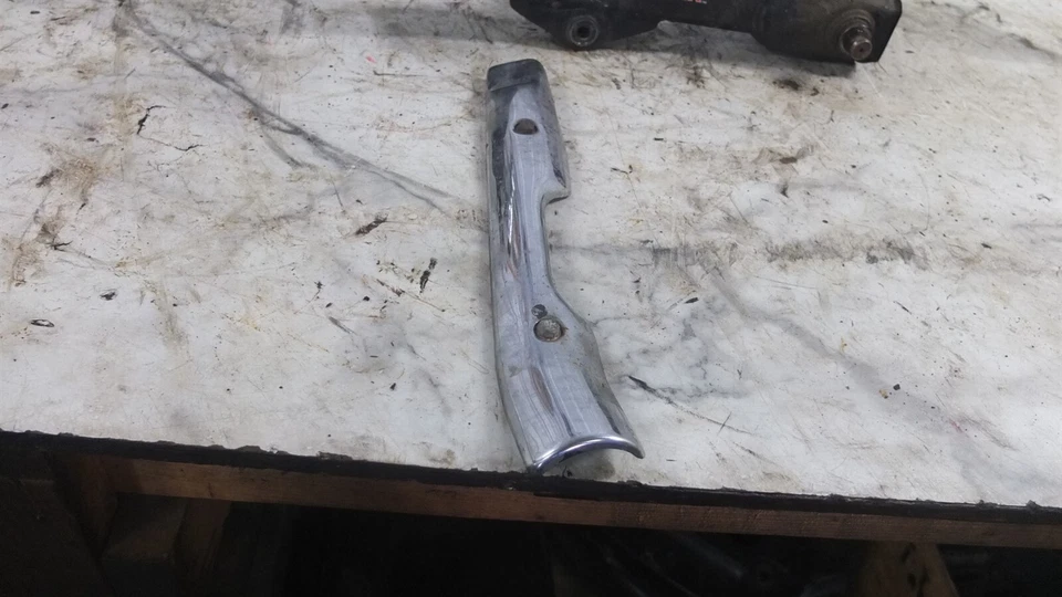 83 Honda GL650 GL 650 I Silverwing Silenciador Interestatal Escape Cubierta Cromo Foto 2 de 4