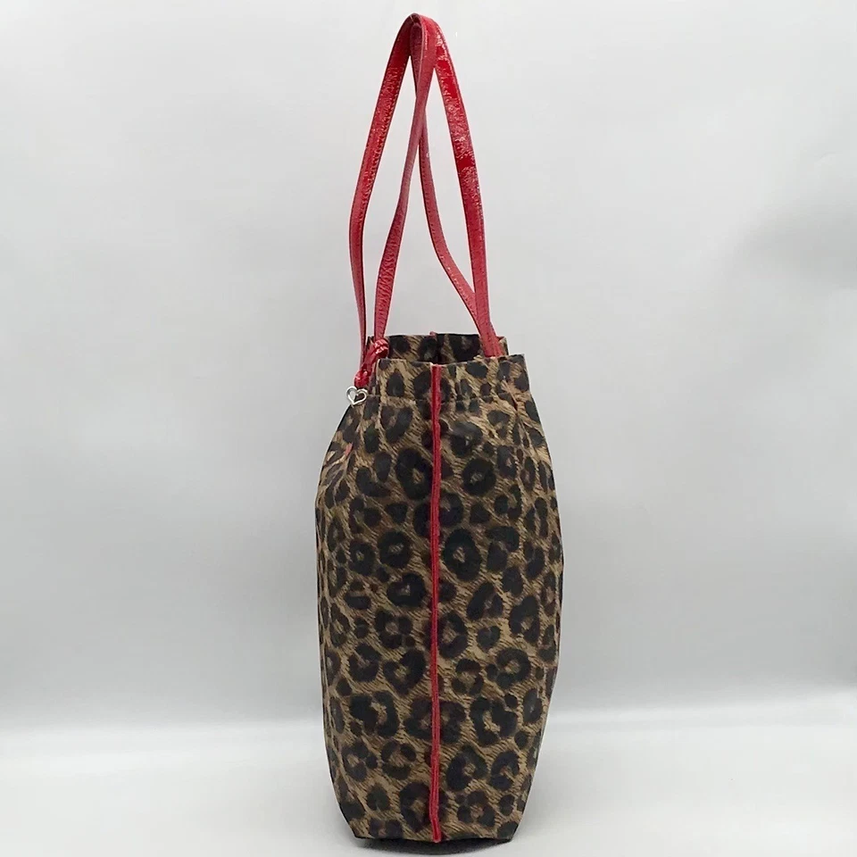 Bolso de Mano Brighton Ajustado de Nylon con Estampado de Leopardo Foto 3 de 4