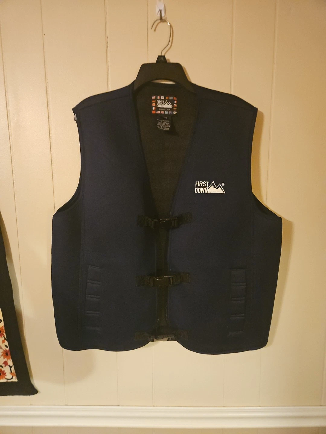 First Down Sleeveless Vest XL Polyester Hunting Fishing Outdoor Vintage
Opens in a new window or tab