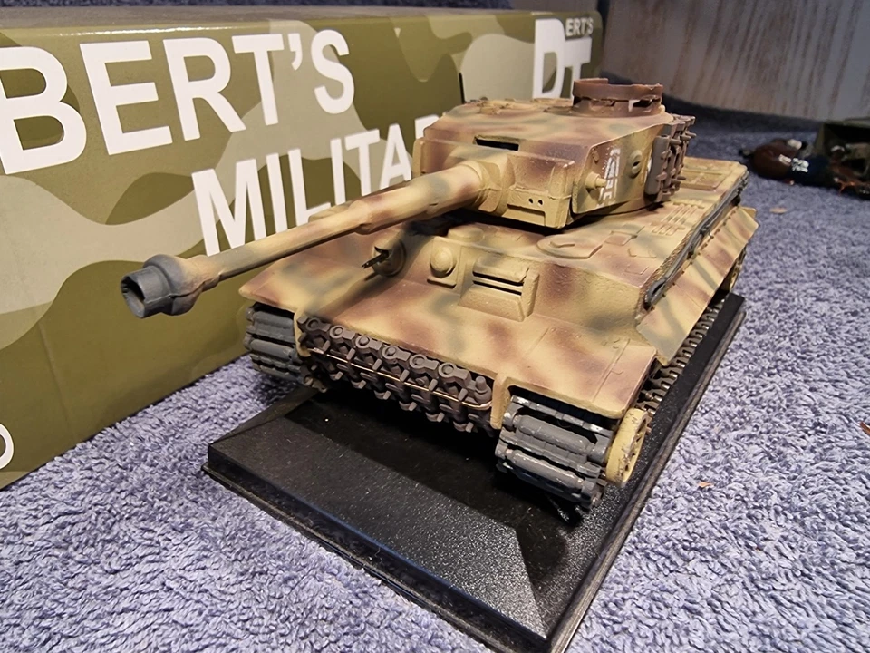 Solido / BMM German Tiger I Tank / PAnzer , Ukraine 1944 # Ref 06 - Bild 2 von 4