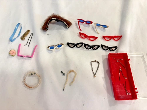 lot mattel vintage barbie doll jewlery accessories sun glasses (28)