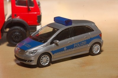 Mercedes B-Klasse Polizei Hansestadt Bremen, von Herpa