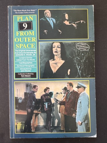 Plan 9 from Outer Space Uncensored & Uncut Screenplay & Poster Book Of 40s & 50s - Foto 3 di 16