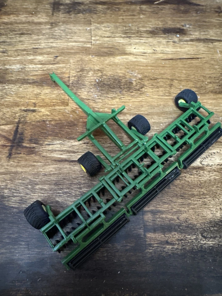 1/64 Custom Green High Speed Disk Farm Toy - Image 3 of 3