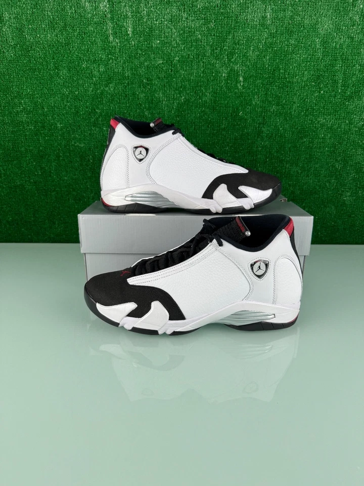 Talla 10.5 - Air Jordan 14 Retro 2024 Puntera Negra (¡LIMPIO!) Foto 2 de 4