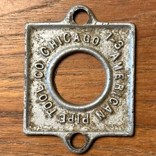 CHICAGO American Pipe Tool CO. Square Die Ratchet Threader 1-3 COVER PORT ONLY