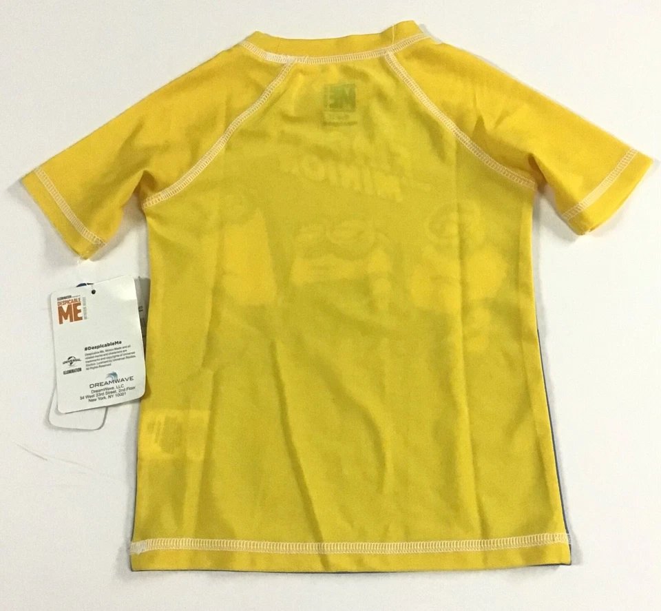 Despicable Me Minions / Camisa de Natação Manga Curta / UPF 50+ / Criança Meninos Tamanho 2T - Imagem 3 de 4