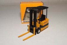 A31 1:25 CONRAD 2994 JUNGHEINRICH CARRELLO ELEVATORE GIALLO QUASI NUOVO IN SC...
