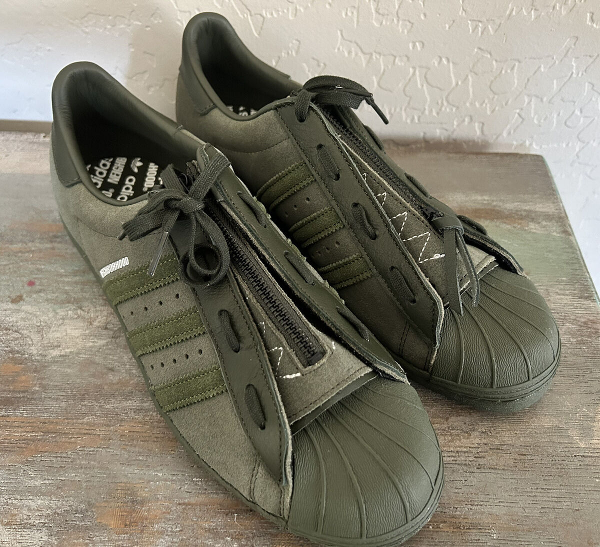 Rare Adidas Superstar Neighborhood gx1401 Dark Green Suede Rare Adidas Superstar Neighborhood gx1401 Dark Green Suede