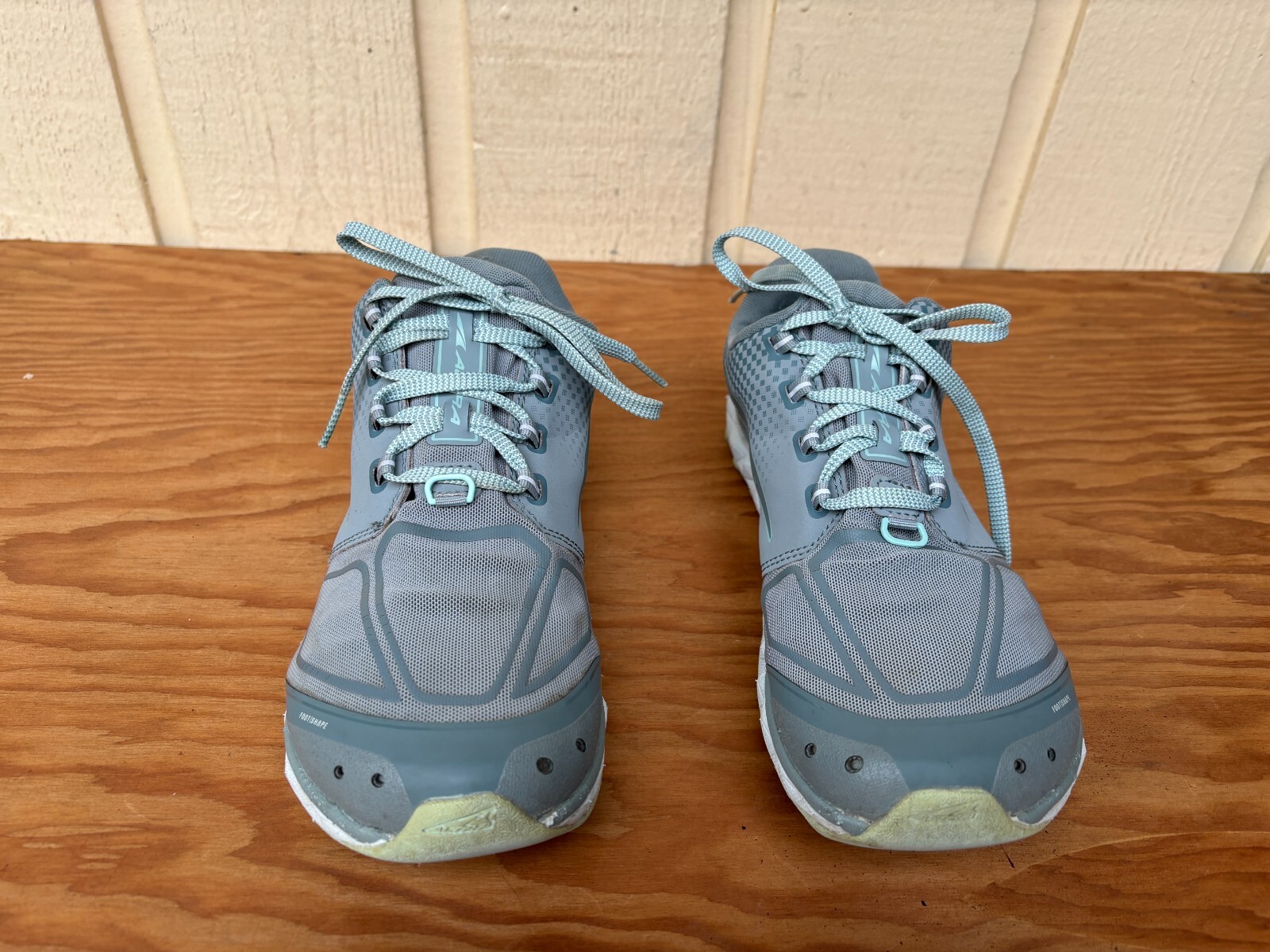 Scarpe minimaliste Altra Superior 4.5 donna a piedi nudi taglia US 8.5