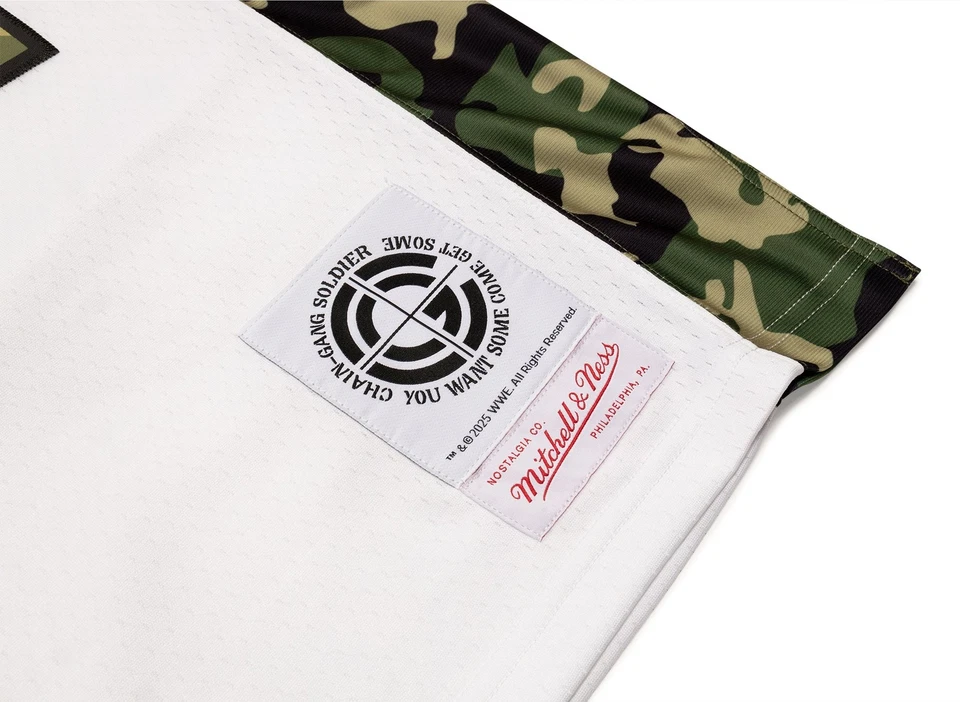 Camiseta deportiva WWE Mitchell & Ness John Cena Football Legacy Chain Gang Camuflada Talla XL Foto 3 de 4