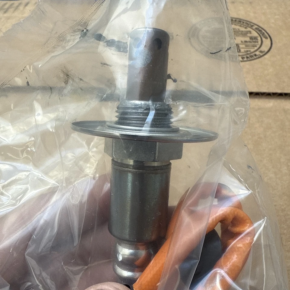 Sensor de oxígeno 234-9123 Denso O2 aguas arriba nuevo para Subaru Legacy Impreza Outback Foto 3 de 4