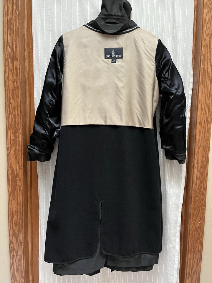 Black London Fog Long Double Breasted Belted Trench coat Sz S - Image 4 of 4