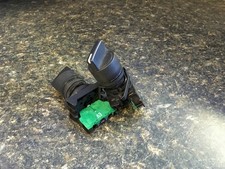 Allen Bradley 800E-3X10 Ser.A, 2 Position Selector Switch  (KB)