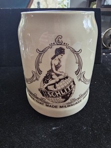 Vintage Schlitz The Beer that made Milwaukee Famous Draft Draught Beer Mug Stein
