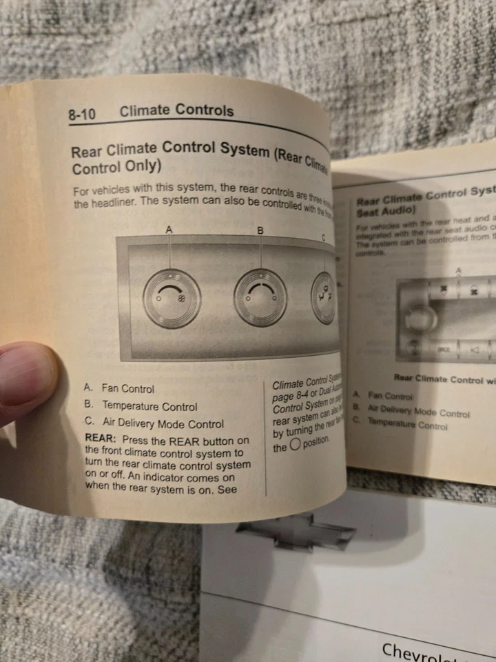 2012 Chevrolet Tahoe Suburban Proprietários Manutenção Manual Rádio Fusíveis Segurança - Imagem 4 de 4