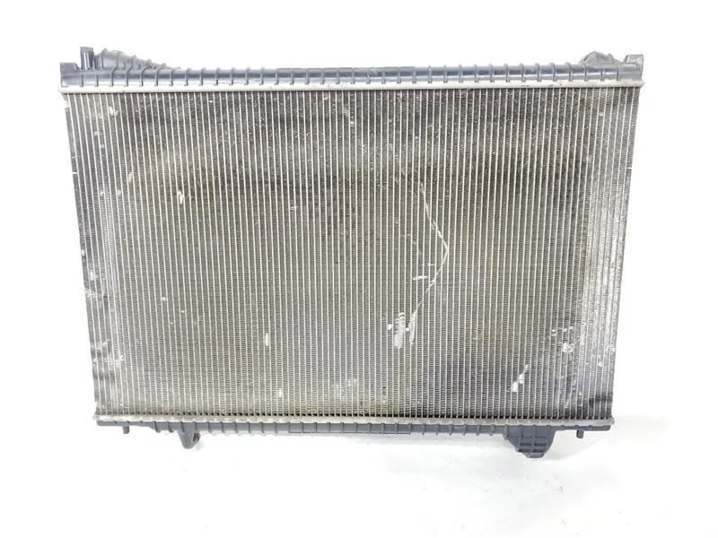 Radiador 3.0L AT RWD OEM 2016 Jaguar XF - Imagem 2 de 4