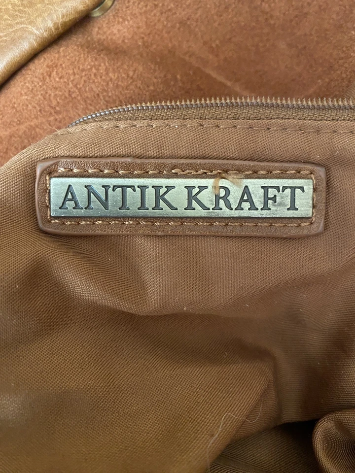 Bolso Bandolera Antik Kraft Cuero Vegano Correa de Hombro Ajustable 13X12x4. Foto 3 de 4