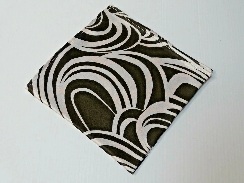 Pañuelo de pajarita de satén hecho a mano para hombre marrón oscuro marfil boda graduación GFT 4 él Foto 2 de 4