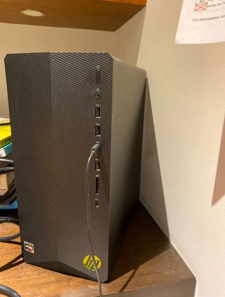 HP Pavilion Tg01-0023w (256GB SSD, AMD Ryzen 5 5500, 3.40GHz, 32GB RAM, NVIDIA Foto 2 de 3