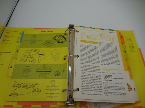 1974 The Illustrated Treasury of Cooking 3 Ring Notebook Cookbook - Picture 5 of 6
