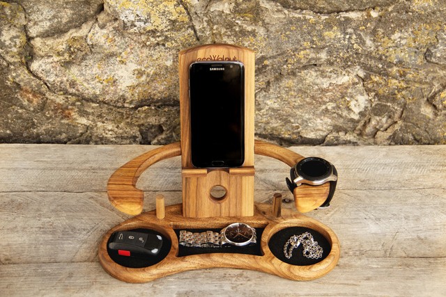 Men Wood Organizer Man Stand Station Personalized Phone Nightstand Holder Keeper Ebay