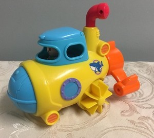 bathtub submarine toy
