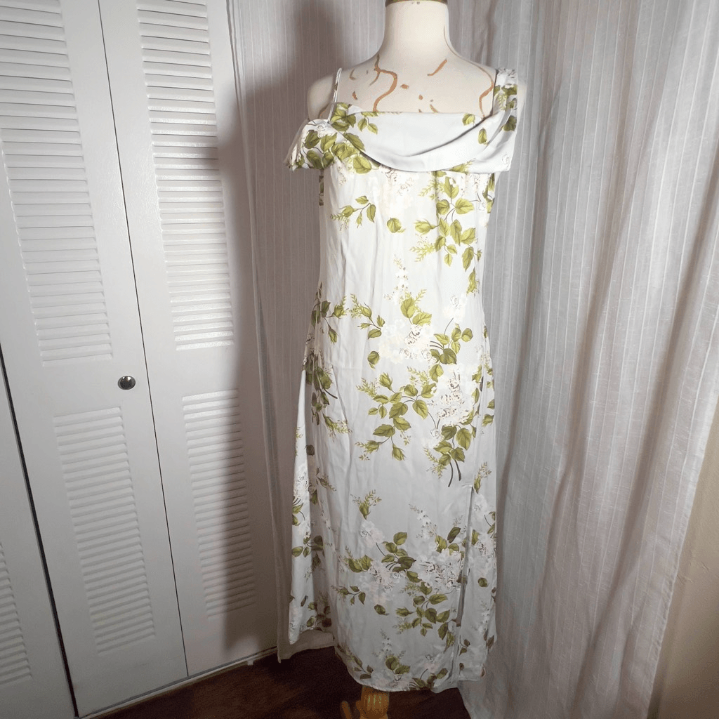 Cinder | Women's | Dresses | Size 8 | NWT Chiffon Asymmetrical Neck Floral  Split | eBay