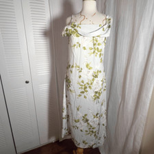 Cinder | Women’s | Dresses | Size 8 | NWT Chiffon Asymmetrical Neck Floral Split