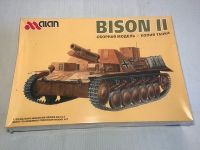 ALAN - Bison II 15 cm sIG 33 Tank Panzerkampfwagen 1/35 VINTAGE Model #12 SEALED