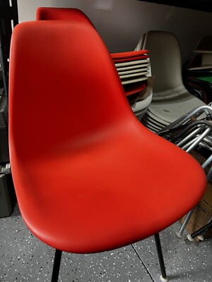 椅子 EAMES SHELL CHAIR harmanmiller Orange Eames Shell Chair by Herman Miller - Midcentury