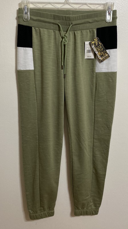 Honey & Sparkle Green Jogger Size M