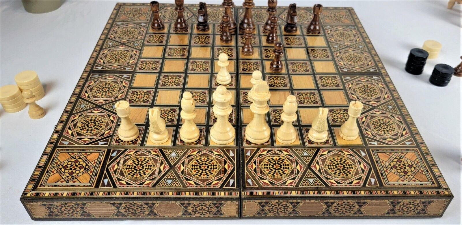 Folding Chess Game + Wood Chips (Syrian inlay) - Arab Home Decor