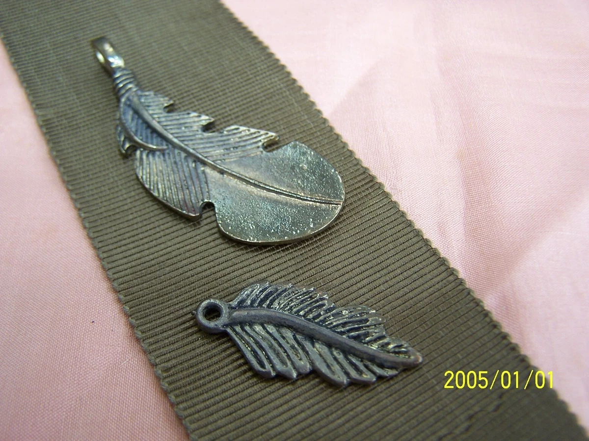 Lot de 20 breloques argentées main 13mm hand made