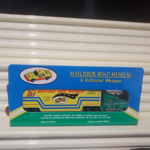 MATCHBOX CY109 Ford Aeromax MATCHBOX ROAD MUSEUM Transporter New Mint in New Box - Picture 3 of 5