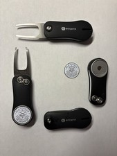 (1) Pitchfix Golf Switchblade Divot Tool & St Andrews Old Course 1" Golf Marker