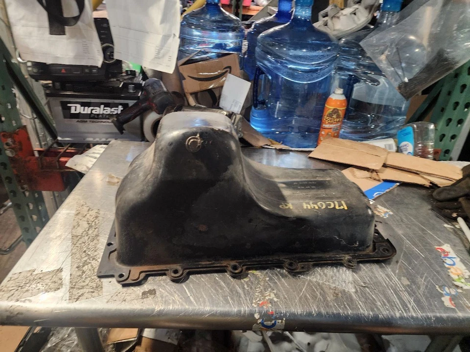 Oil Pan 5.4L Fits 99-04 08-10 FORD F250SD PICKUP 645334 - Image 2 of 2