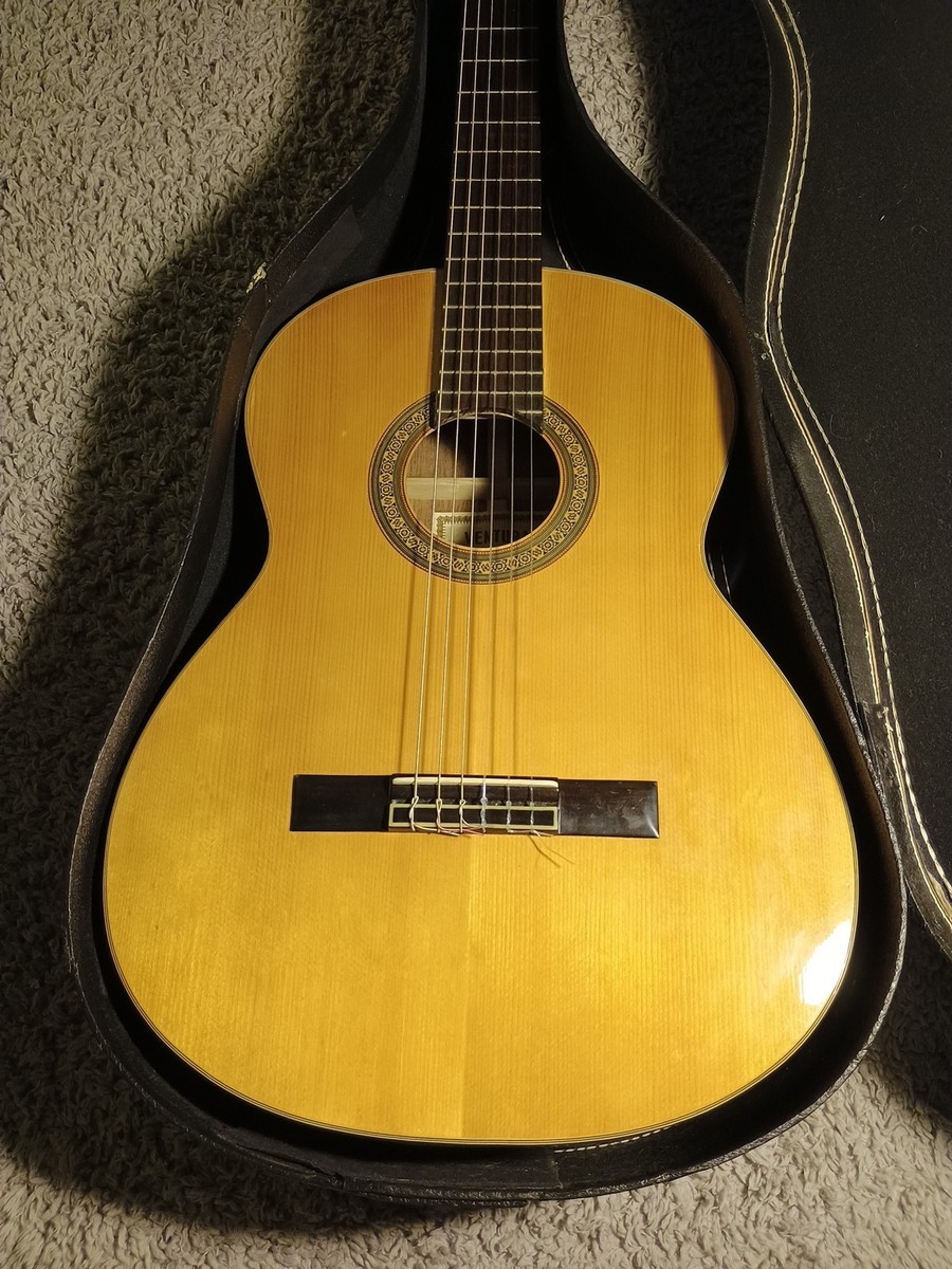 1970 Ventura Bruno Model 1586 Japanese Classical Acoustic Guitar w