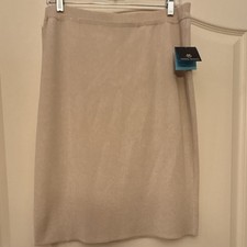 Ming Wang Gold Solid Straight Pencil Knee Len...