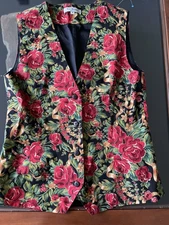 Vintage Tess Designs  Christmas Vest Top Floral Ribbon Roses Academia Holiday  M