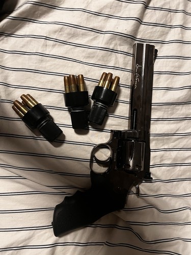 Dan Wesson 715 6" CO2 Airsoft Revolver (free 12 Cartridges+speedloader Included)