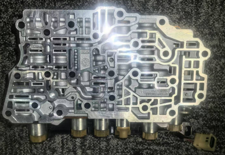 6F35 Valve Body W/ Solenoids Fits Ford Edge Escape Transit 14up - Foto 5