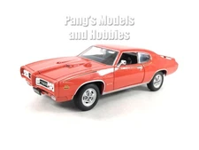 1969 Pontiac GTO "The Judge" 1/24 Scale Diecast Metal Model by Welly - WHITE
