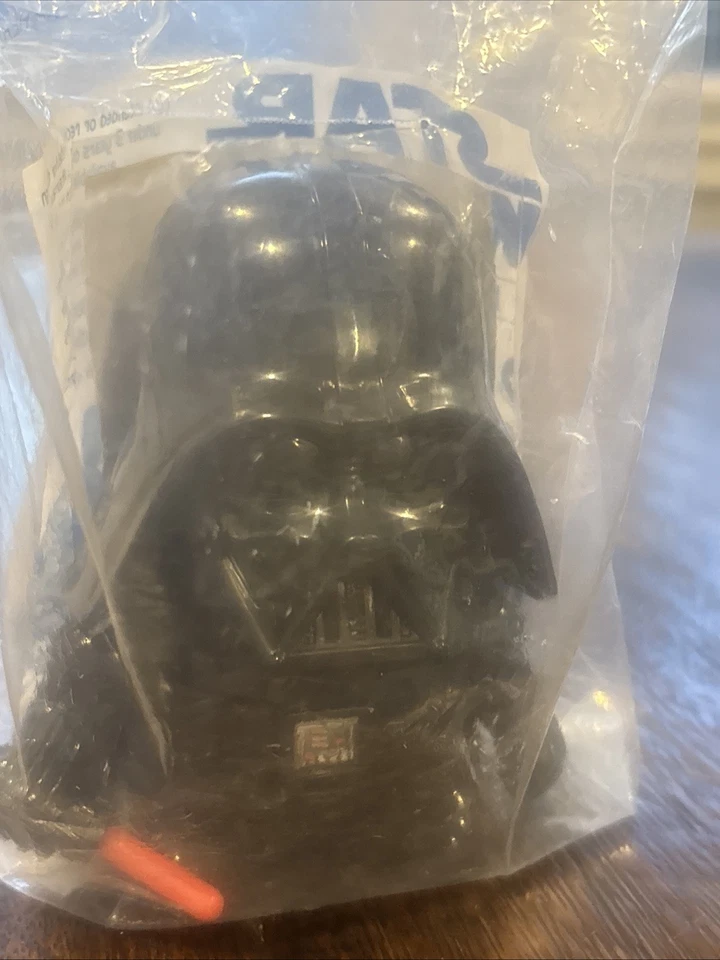 2005 年 Burger King 星球大战 Darth Vader 和 ANAKIN SKYWALKER 玩具 — 第 2/2 张图片