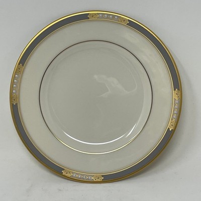 Lenox McKinley Bread and Butter Plate Presidential Collection Gold Trim 6.3''