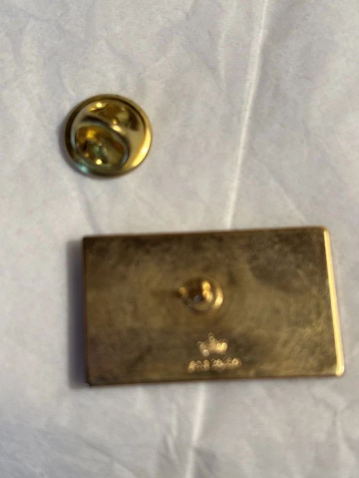 University Of Ky Vintage Lapel Pin Basketball Court Kentucky Wildcats - Image 4 of 4