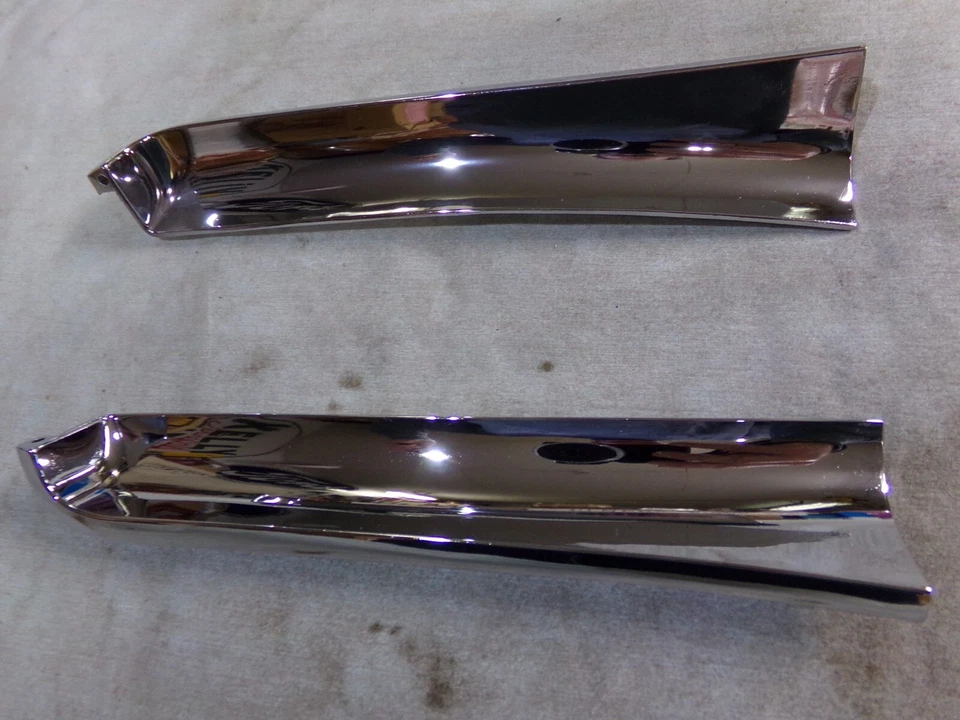 Molduras, frente inferior dos para-lamas, par, 1969/70 Mercury, Marauder, novo em folha - Imagem 3 de 4