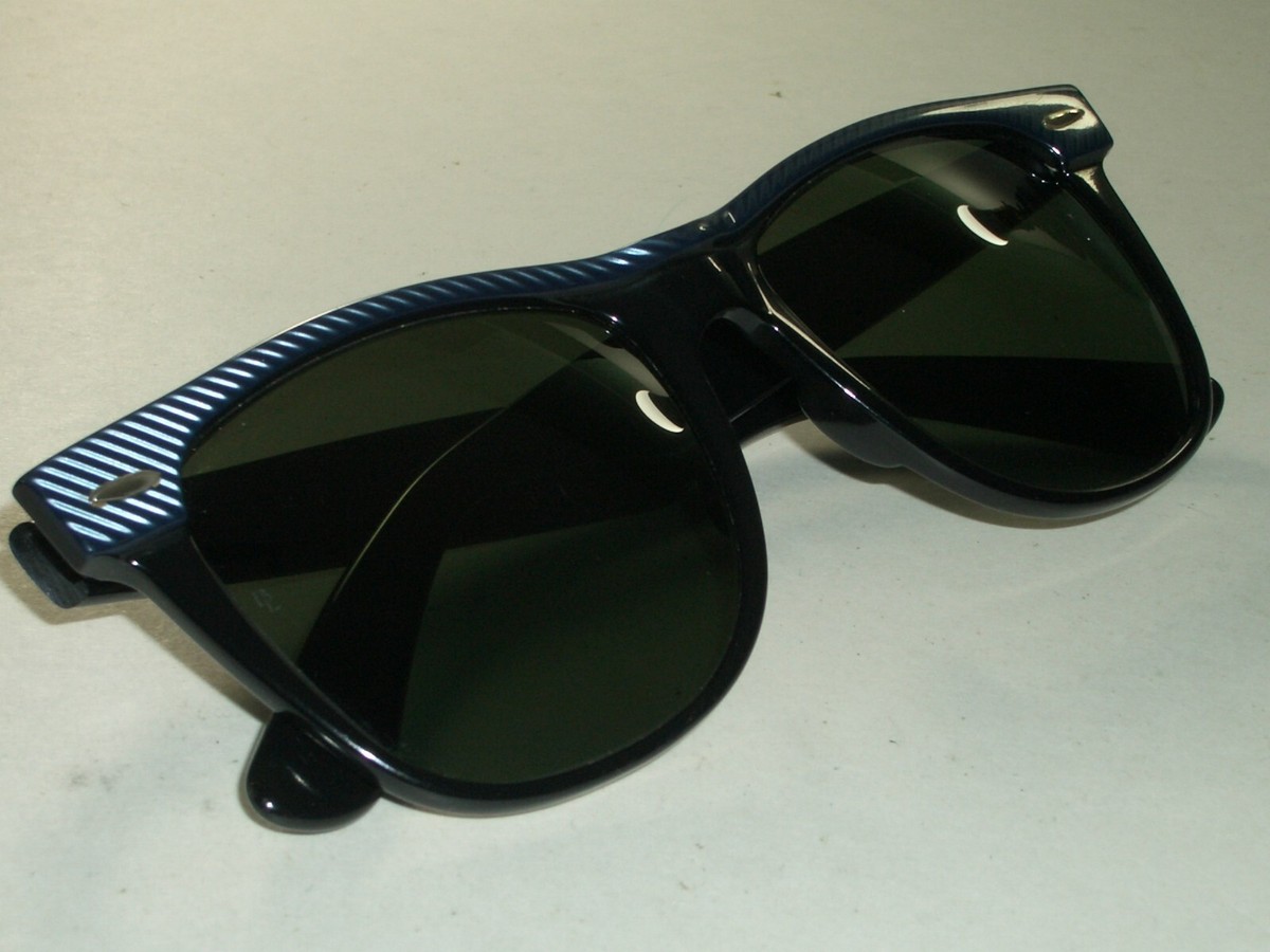 VINTAGE B&L RAY-BAN STREET NEAT MULTI-CLR STRIPED WAYFARER II G15