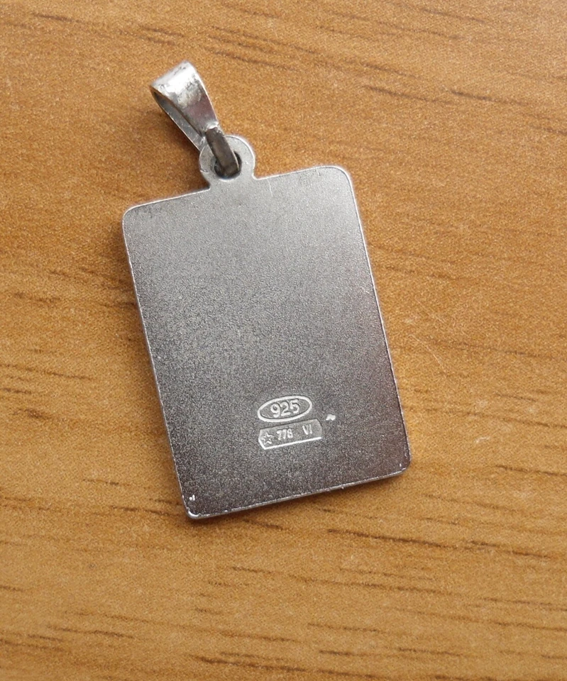 PICCOLO PENDENTE IN ARGENTO USATO DELLO ZODIACO IN TEDESCO (SCHUTZE) SAGITTARIO- - Immagine 2 di 2